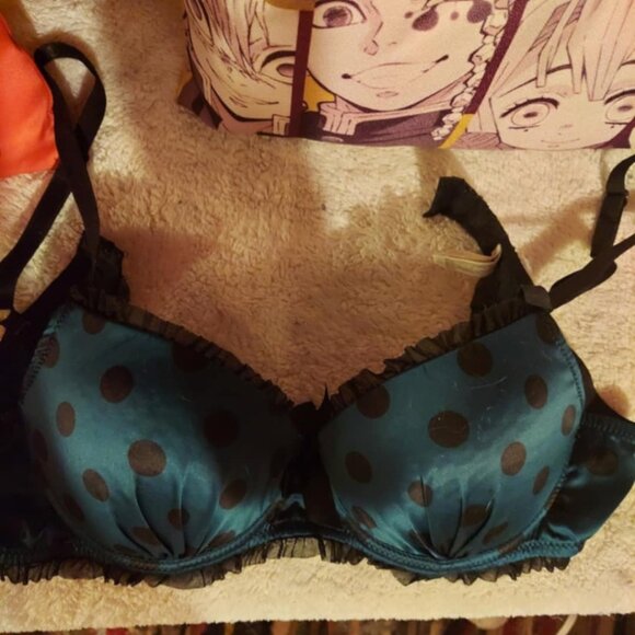 Teal & black polka dot 34c bra with ruffles - Picture 4 of 9